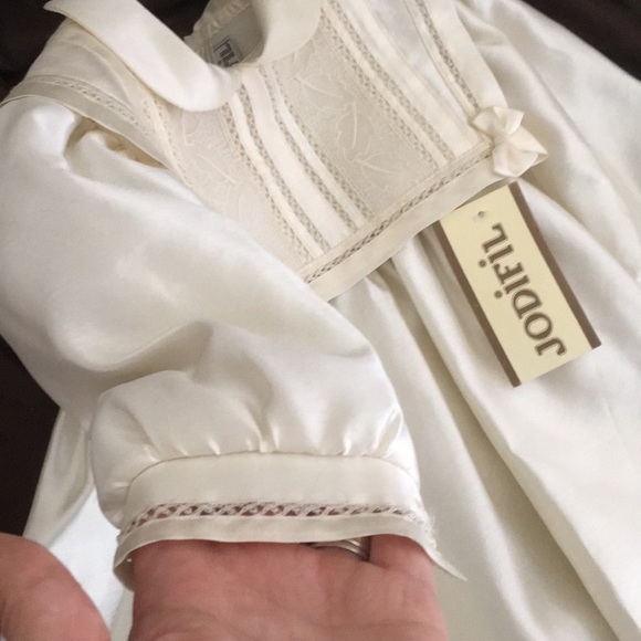 New with tags 2T ton3T dress - Picture 5 of 6